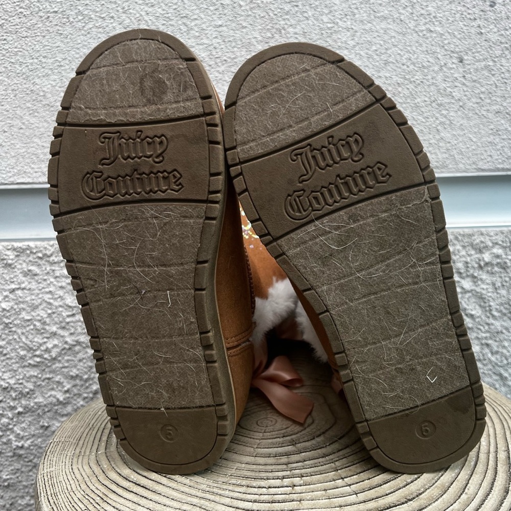 vintage y2k Juicy Couture fuzzy winter boots (rare find!) - Picture 3 of 5